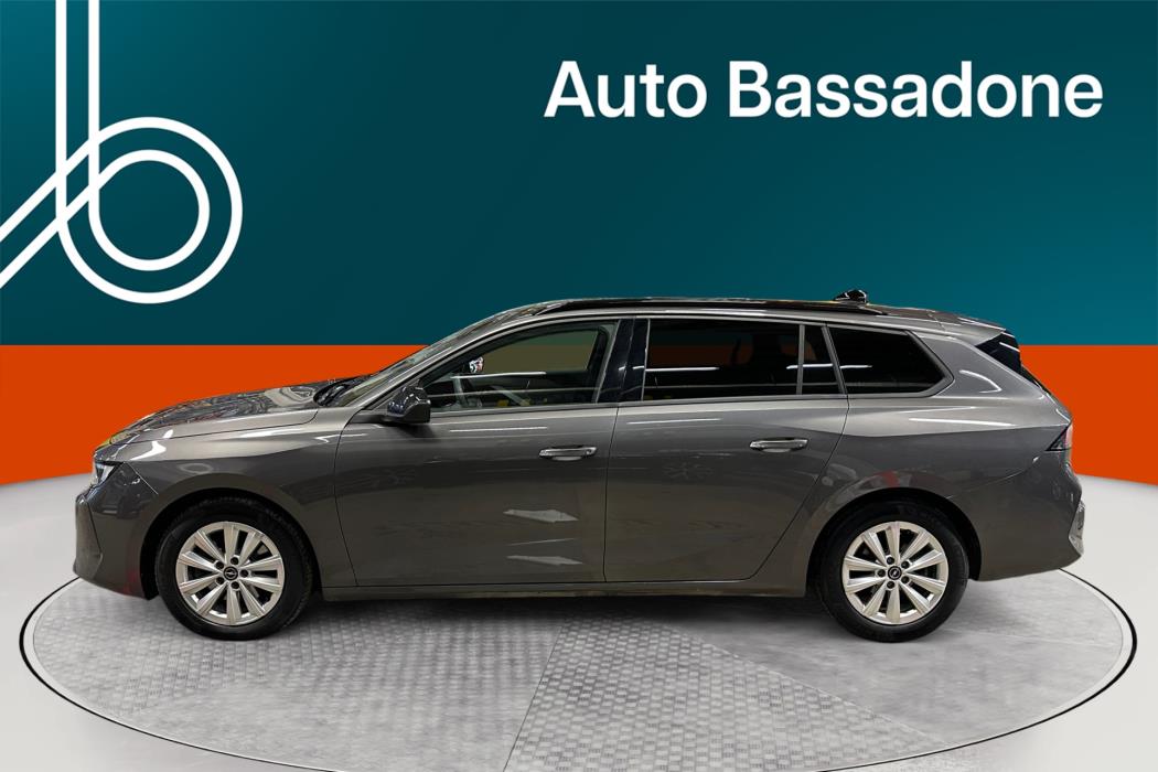 Opel Astra 2024