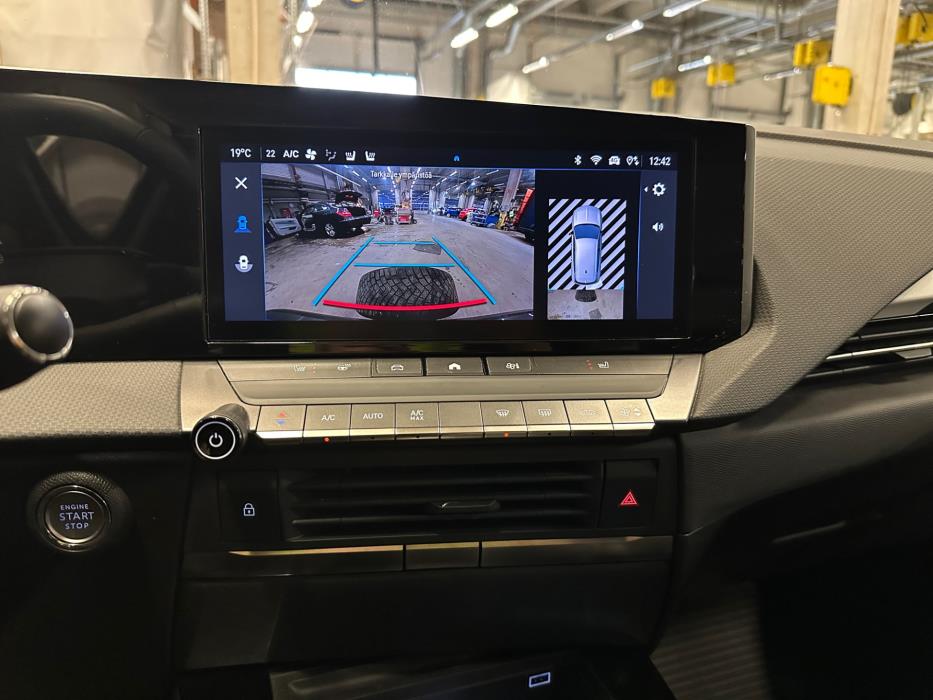 Opel Astra 2024