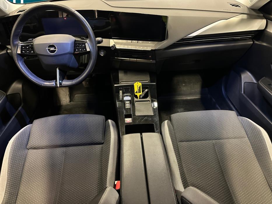 Opel Astra 2024