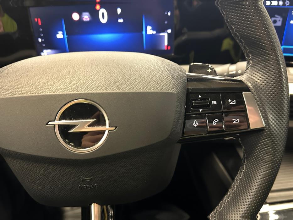 Opel Astra 2024