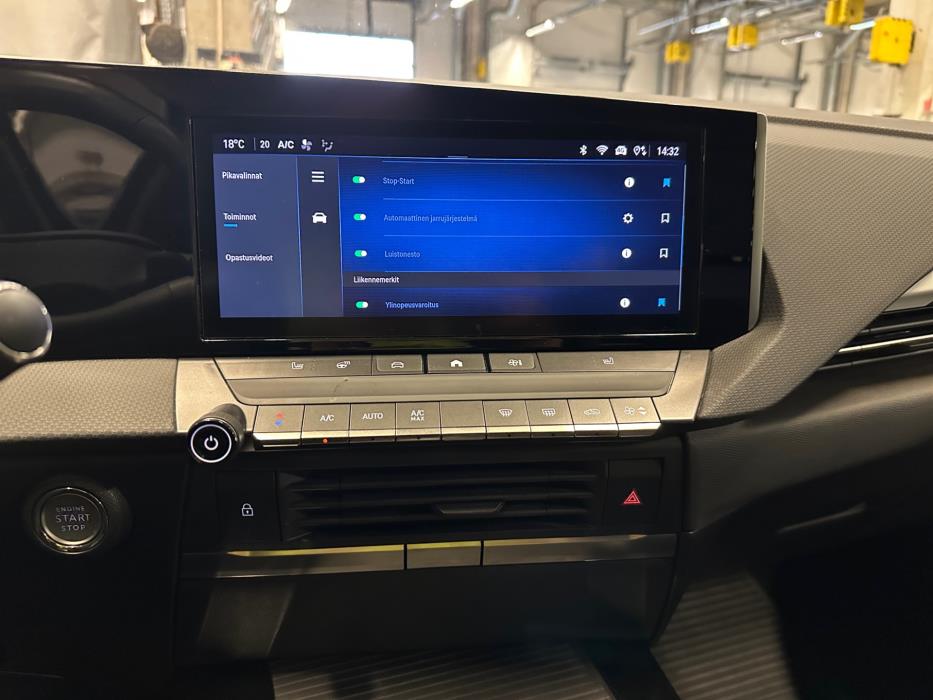 Opel Astra 2024