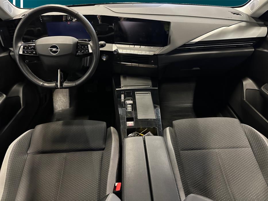 Opel Astra 2024