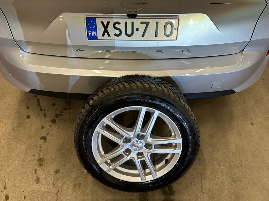 Opel Astra 2024