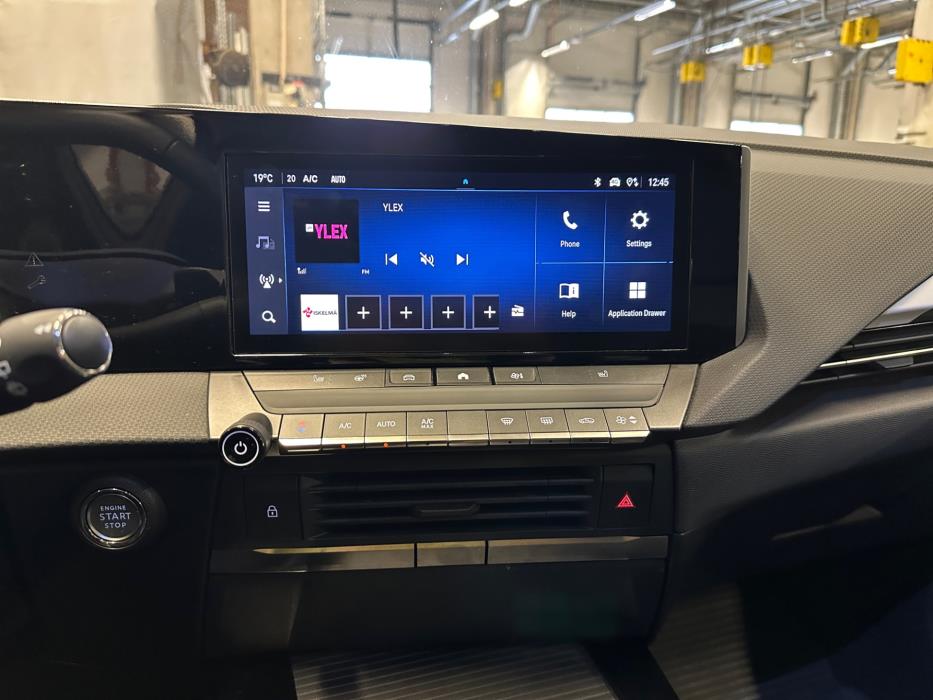 Opel Astra 2024