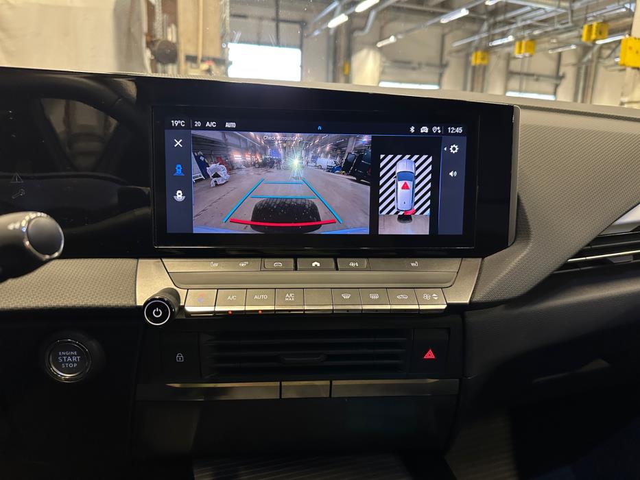 Opel Astra 2024