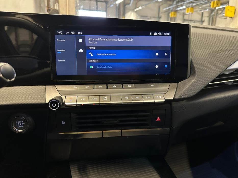 Opel Astra 2024