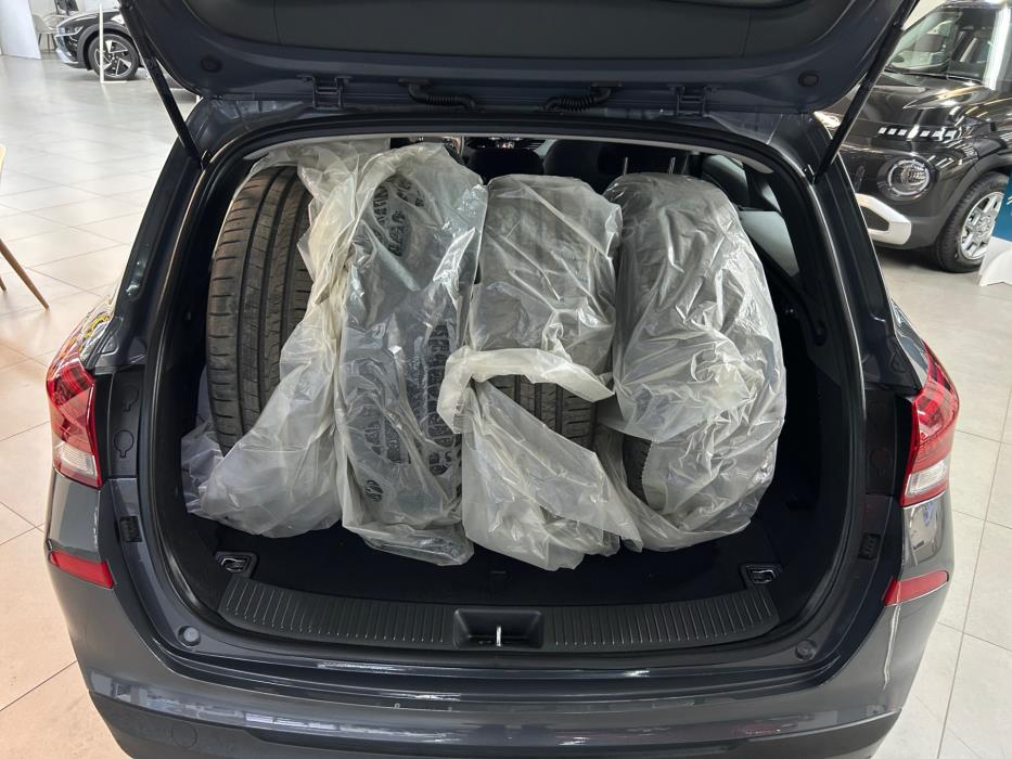 HYUNDAI i30 Wagon 2025