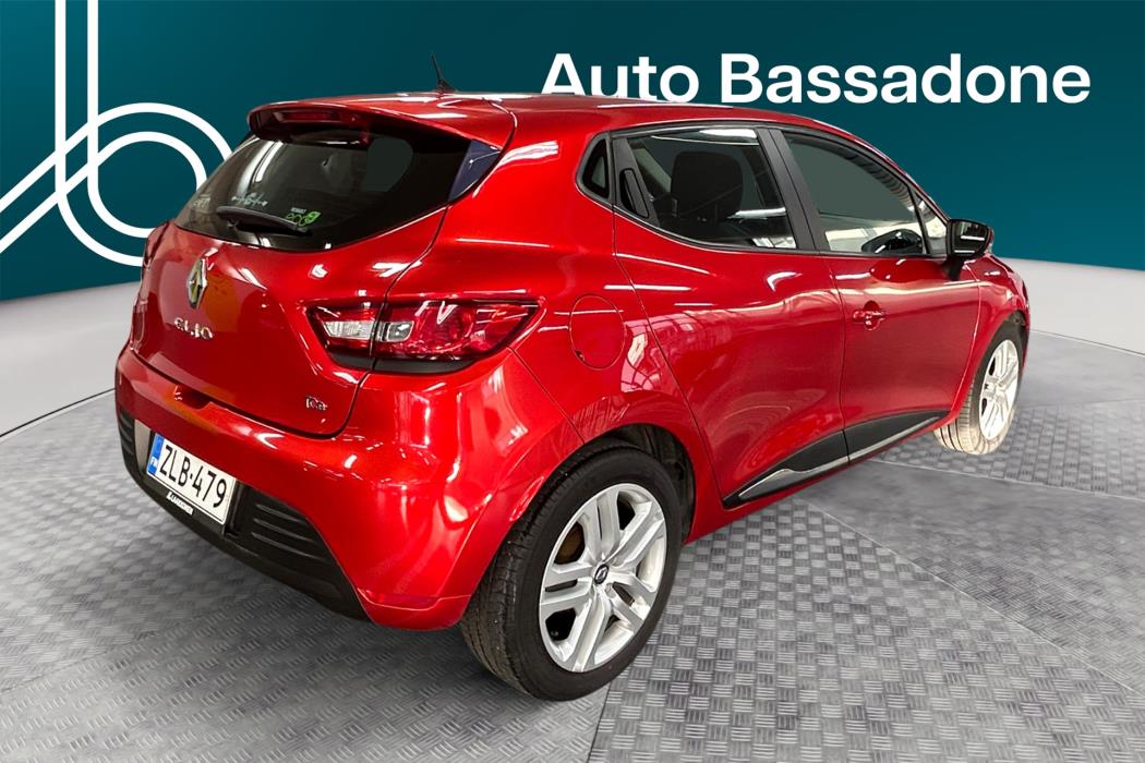 RENAULT Clio 2016