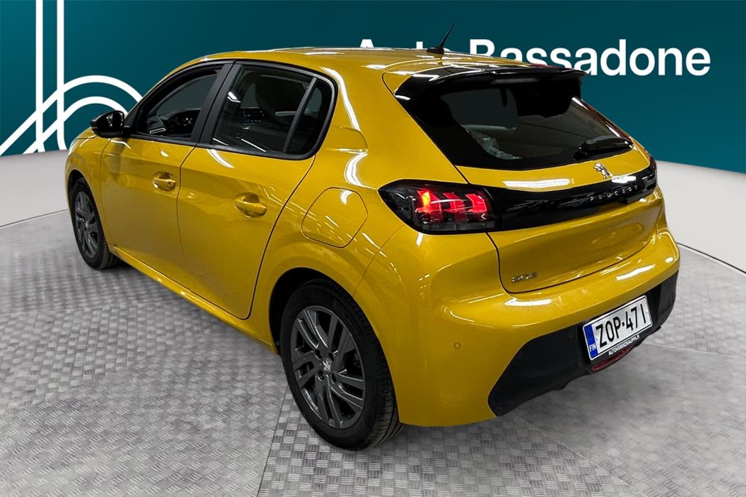 PEUGEOT 208 2022