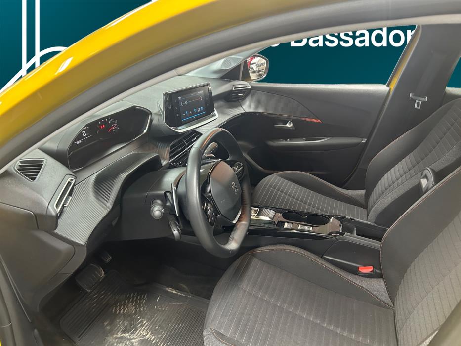 PEUGEOT 208 2022