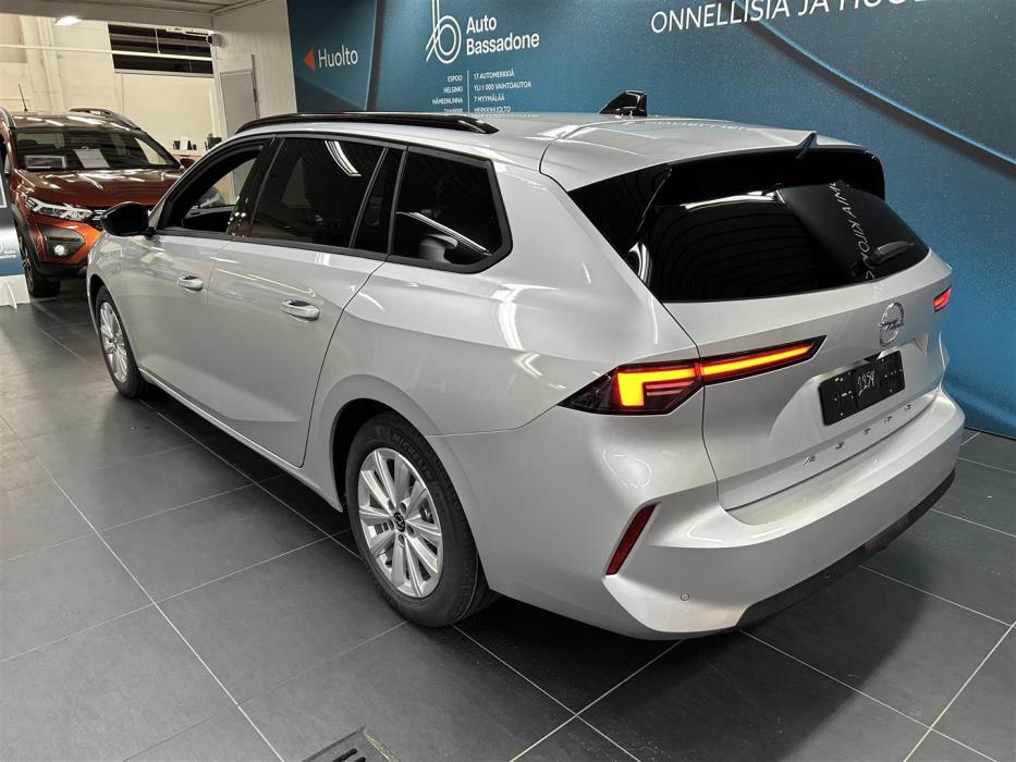 Opel Astra 2025