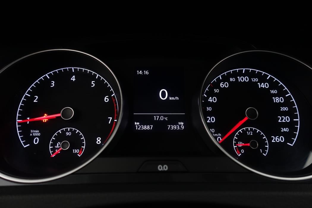 VOLKSWAGEN Golf 2018