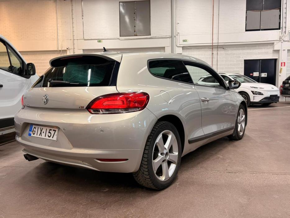 VOLKSWAGEN Scirocco 2009