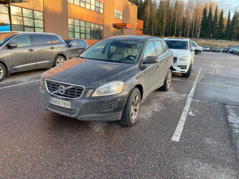 VOLVO XC60 2012
