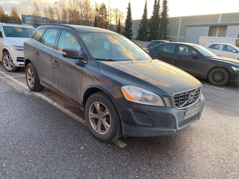 VOLVO XC60 2012