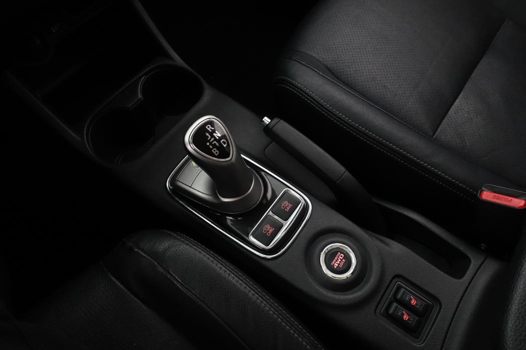 MITSUBISHI Outlander PHEV 2015