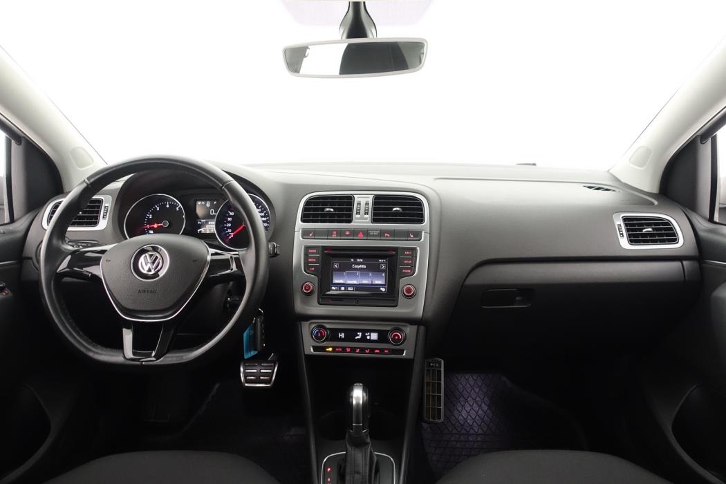 VOLKSWAGEN Polo 2017