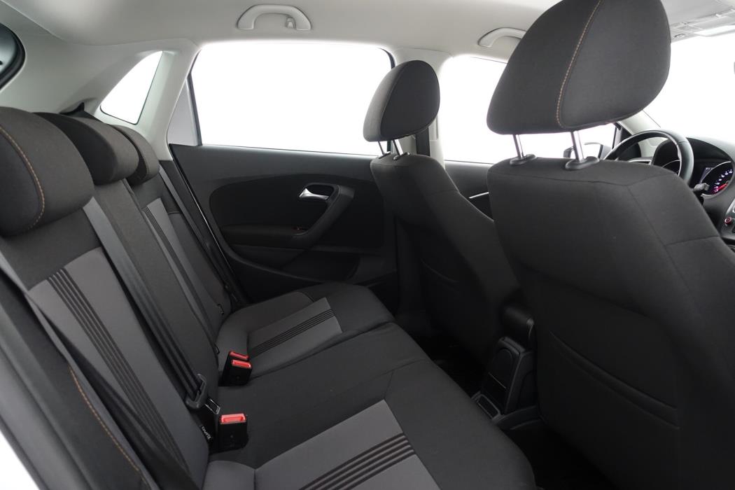 VOLKSWAGEN Polo 2017