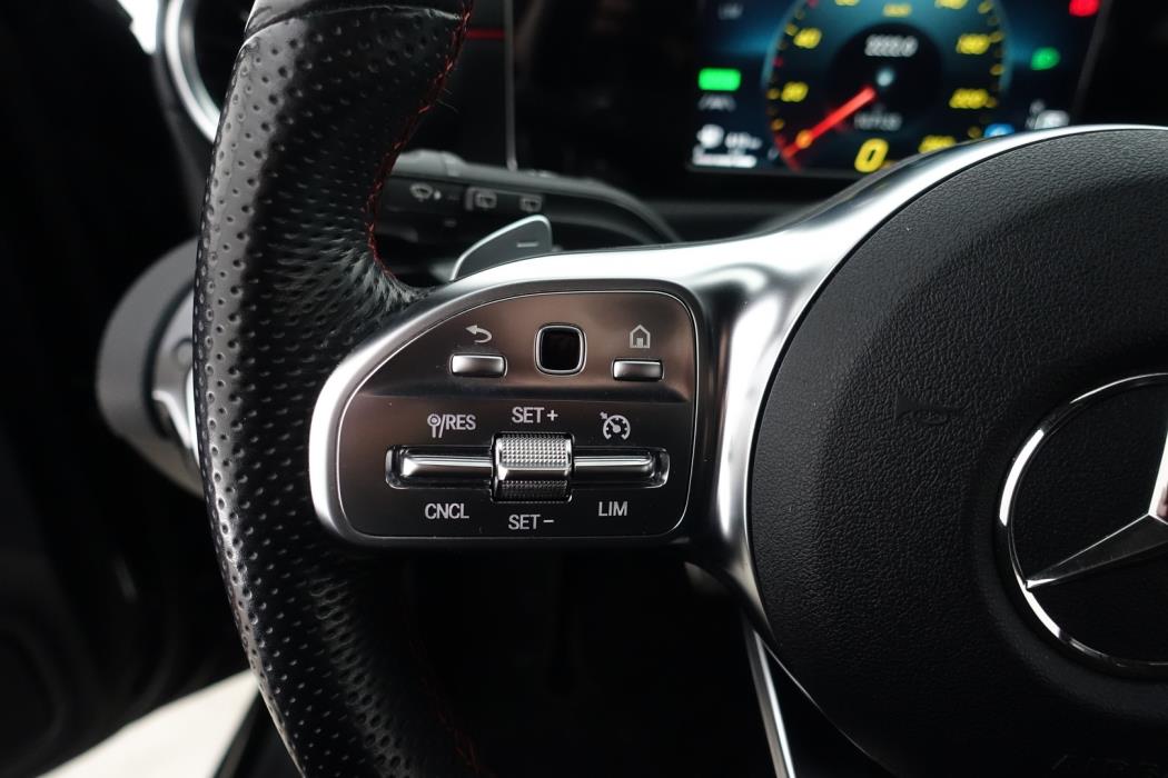 MERCEDES-BENZ A 2020