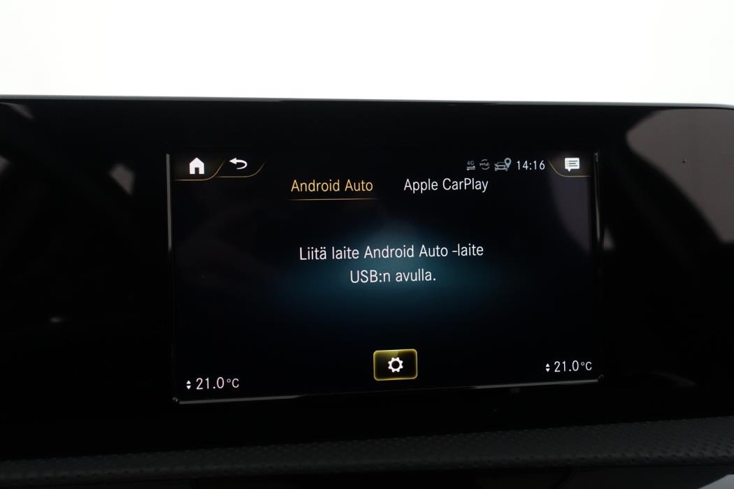 MERCEDES-BENZ A 2020