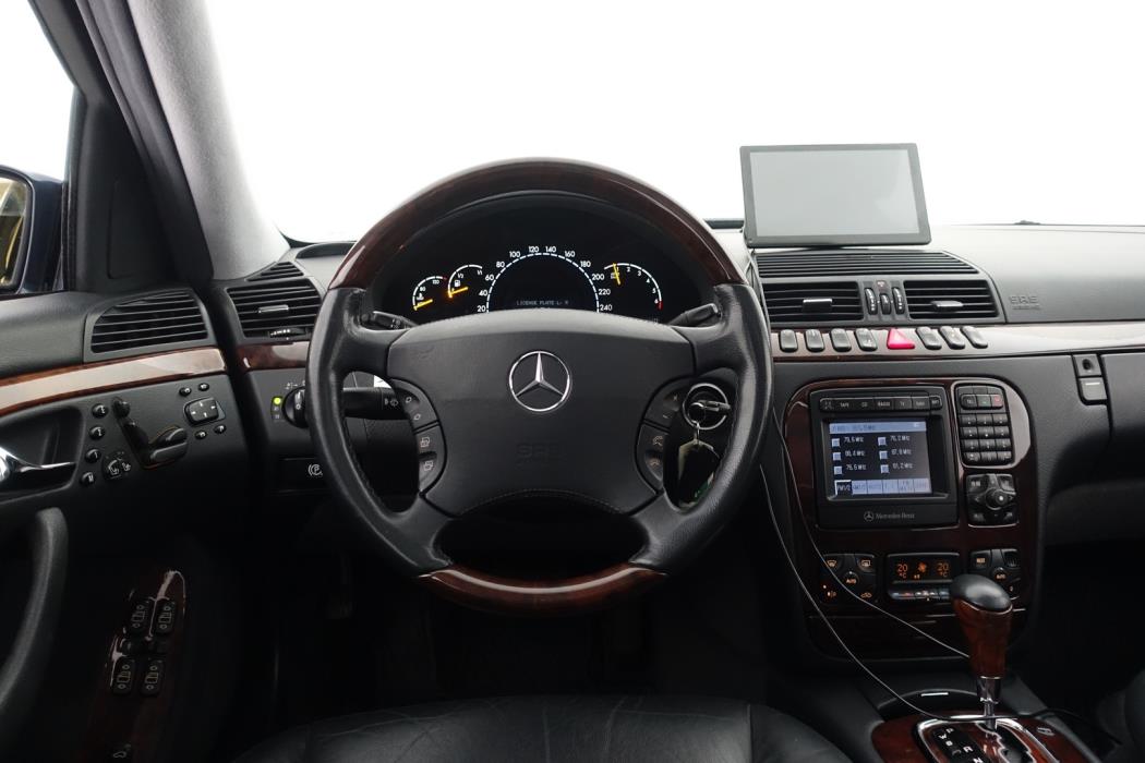 MERCEDES-BENZ S 2001