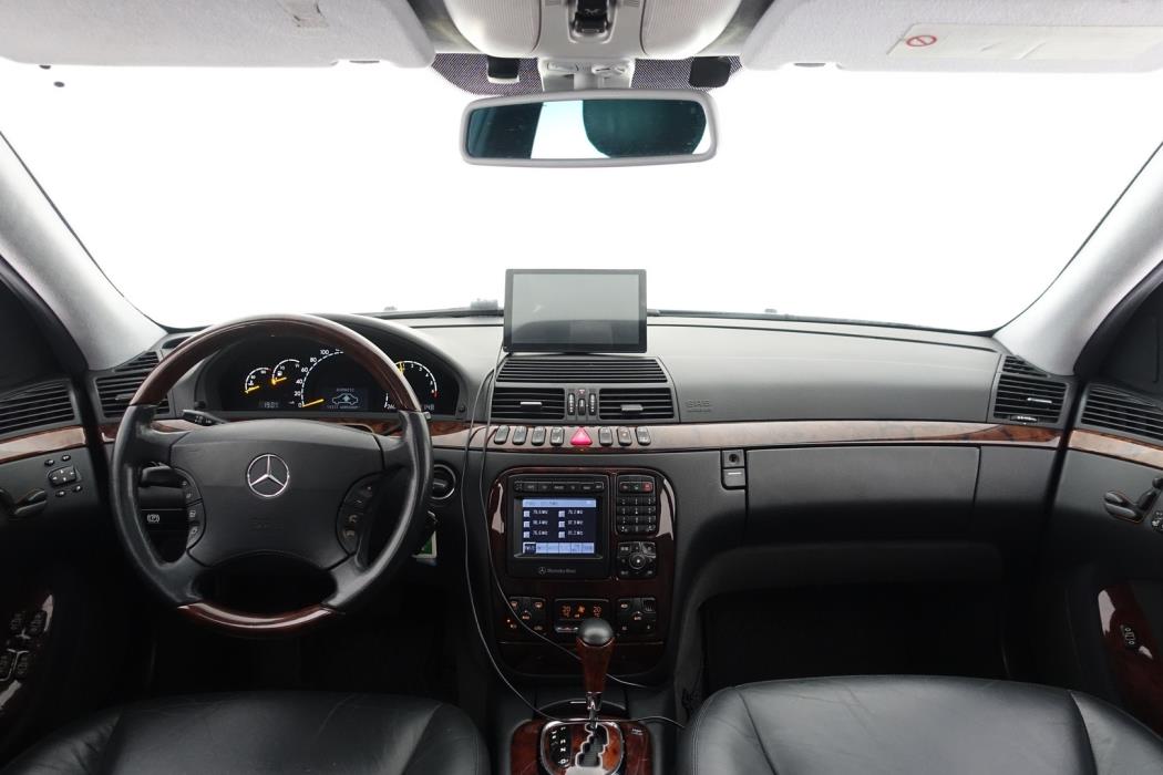 MERCEDES-BENZ S 2001