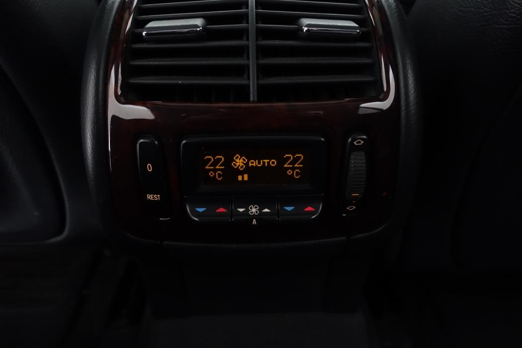 MERCEDES-BENZ S 2001