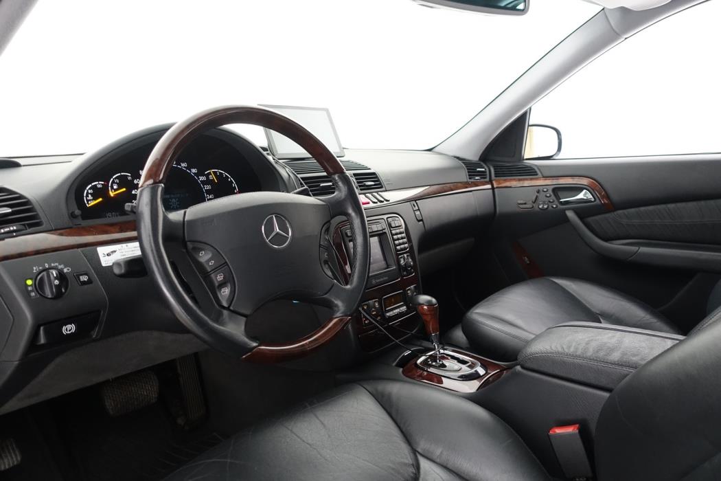 MERCEDES-BENZ S 2001