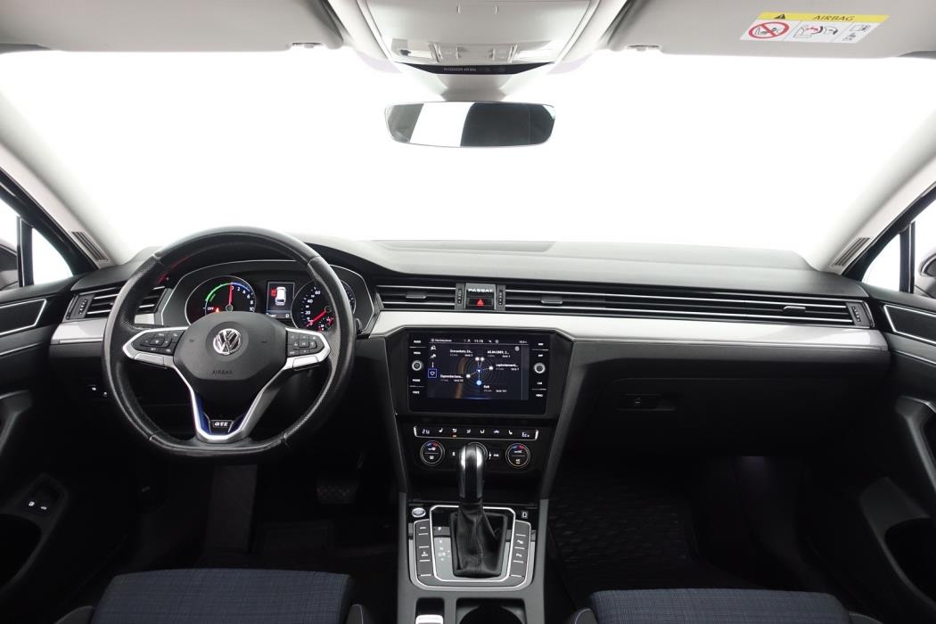 VOLKSWAGEN Passat 2020