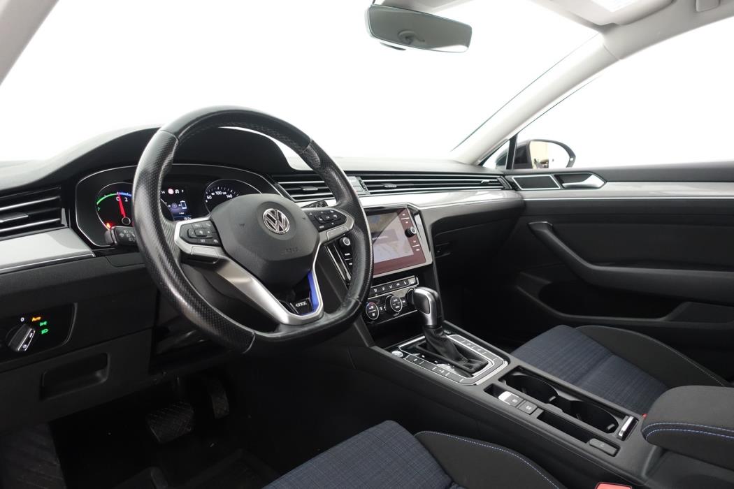 VOLKSWAGEN Passat 2020