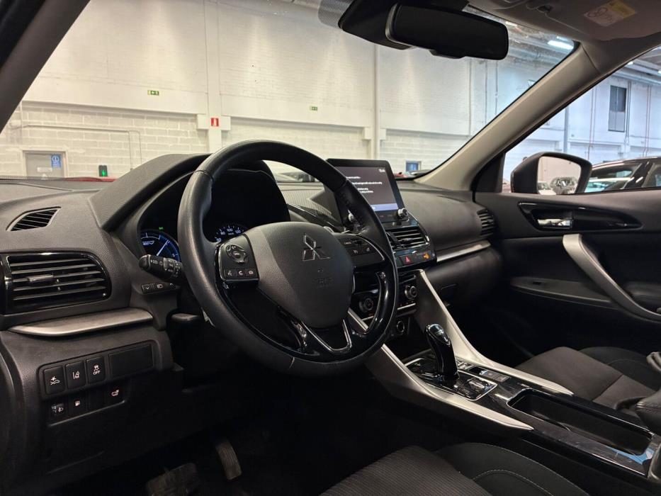 MITSUBISHI Eclipse 2022