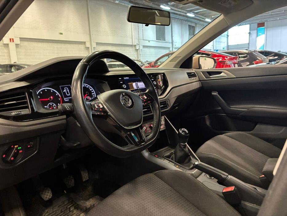VOLKSWAGEN Polo 2018