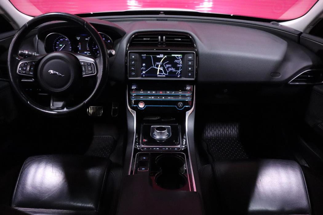 JAGUAR XE 2015