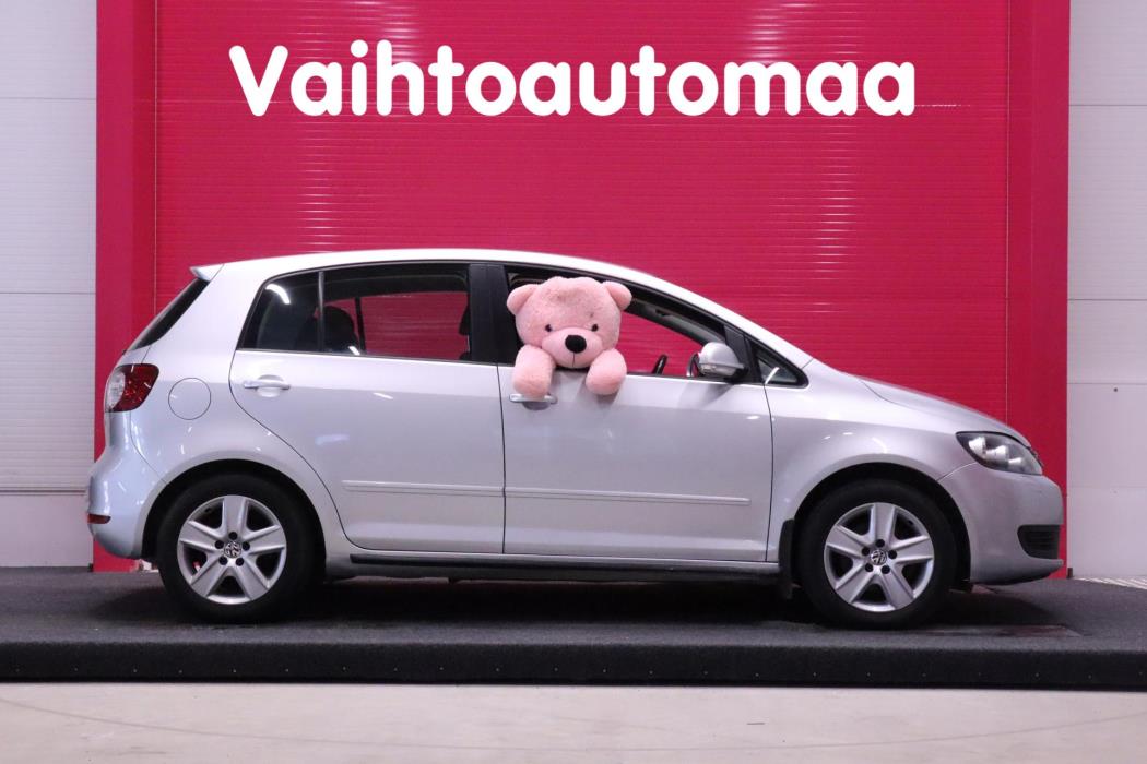 VOLKSWAGEN Golf Plus 2010