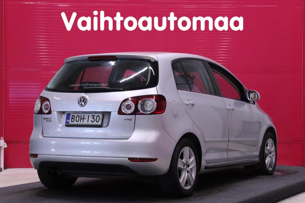VOLKSWAGEN Golf Plus 2010