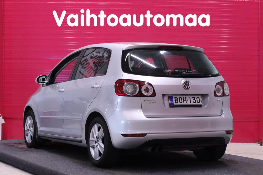 VOLKSWAGEN Golf Plus 2010