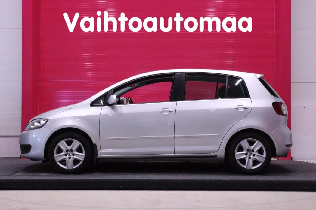 VOLKSWAGEN Golf Plus 2010
