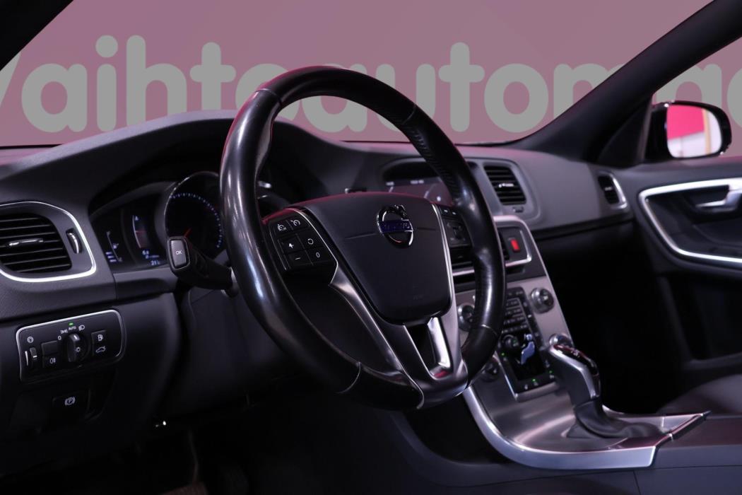 VOLVO V60 Cross Country 2018