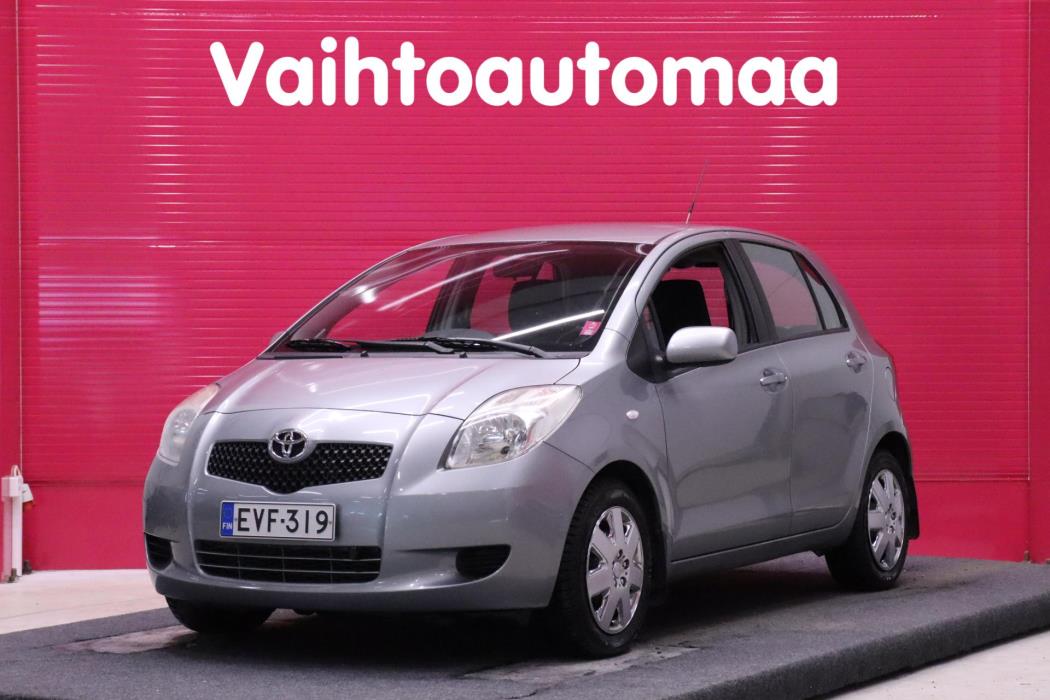 TOYOTA Yaris 2006