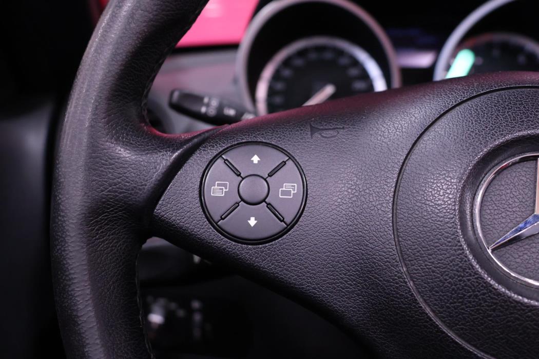 MERCEDES-BENZ SLK 2009