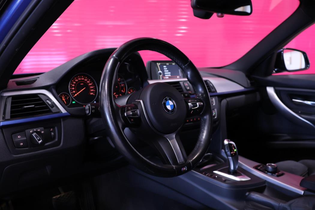 BMW 320 2013