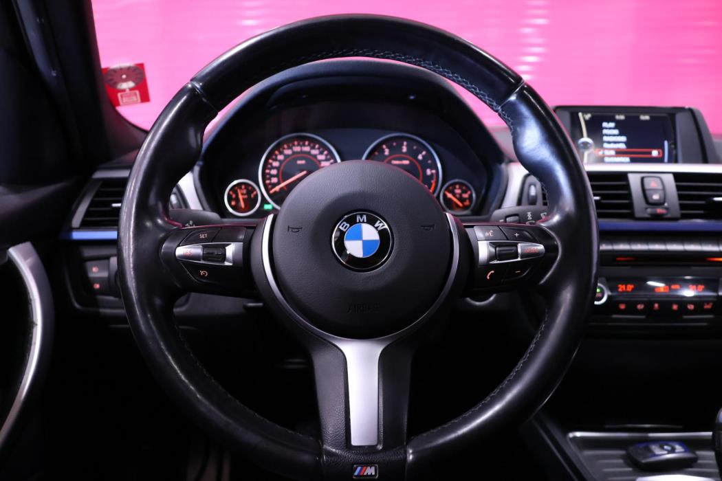 BMW 320 2013