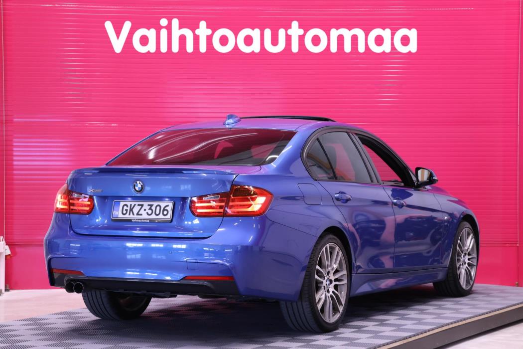 BMW 320 2013