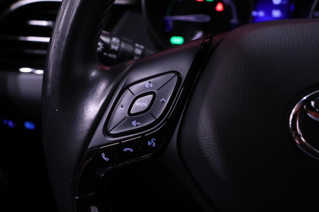 TOYOTA C-HR 2019
