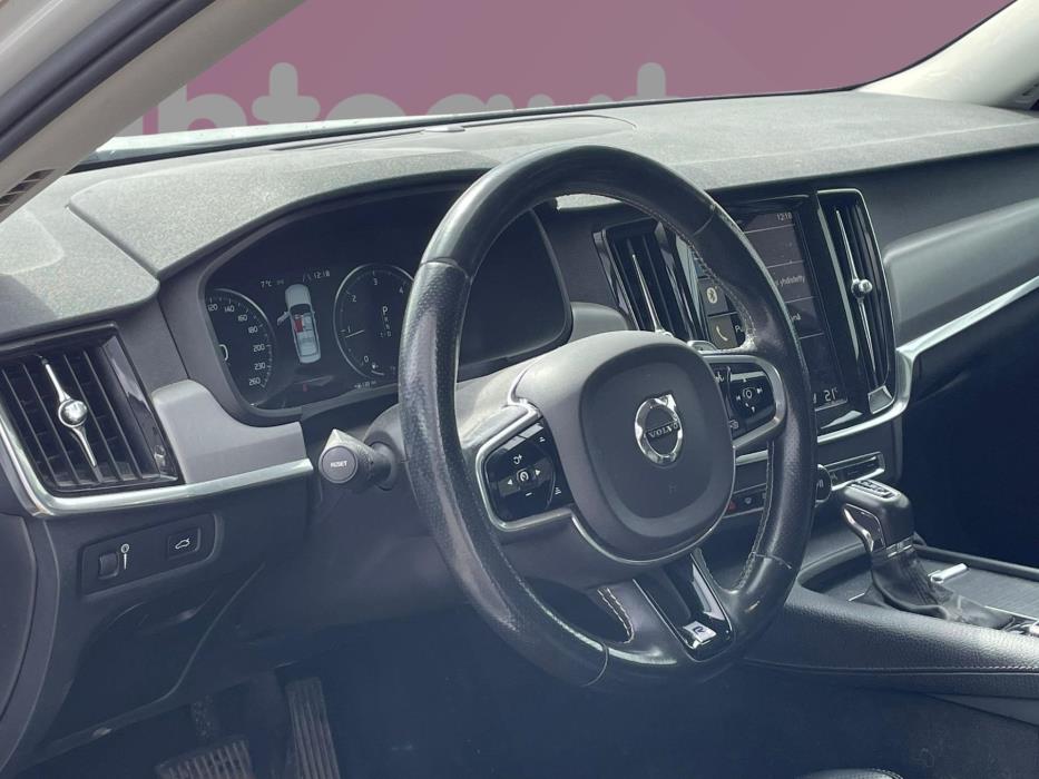VOLVO S90 2017