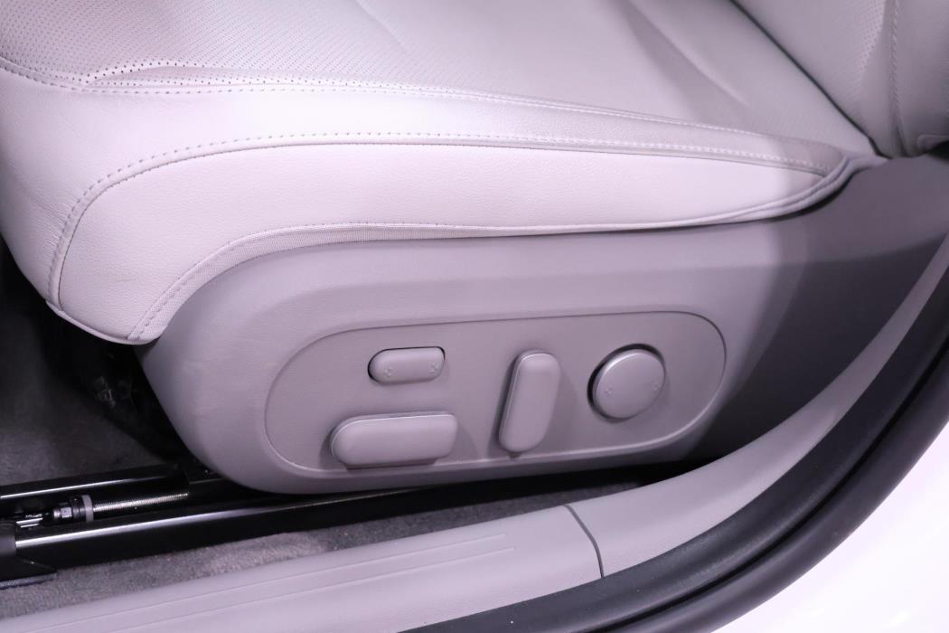HYUNDAI Ioniq 6 2024