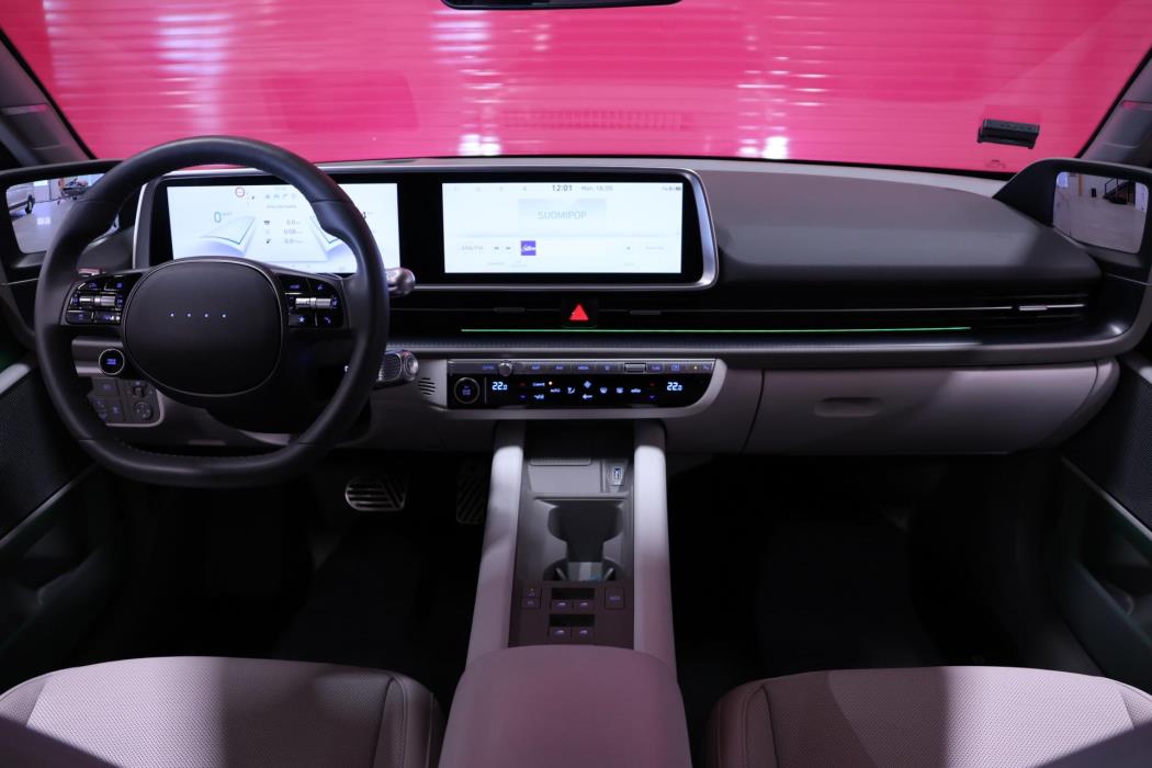 HYUNDAI Ioniq 6 2024