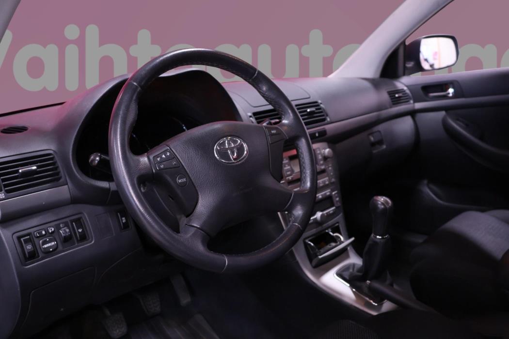 TOYOTA Avensis 2007
