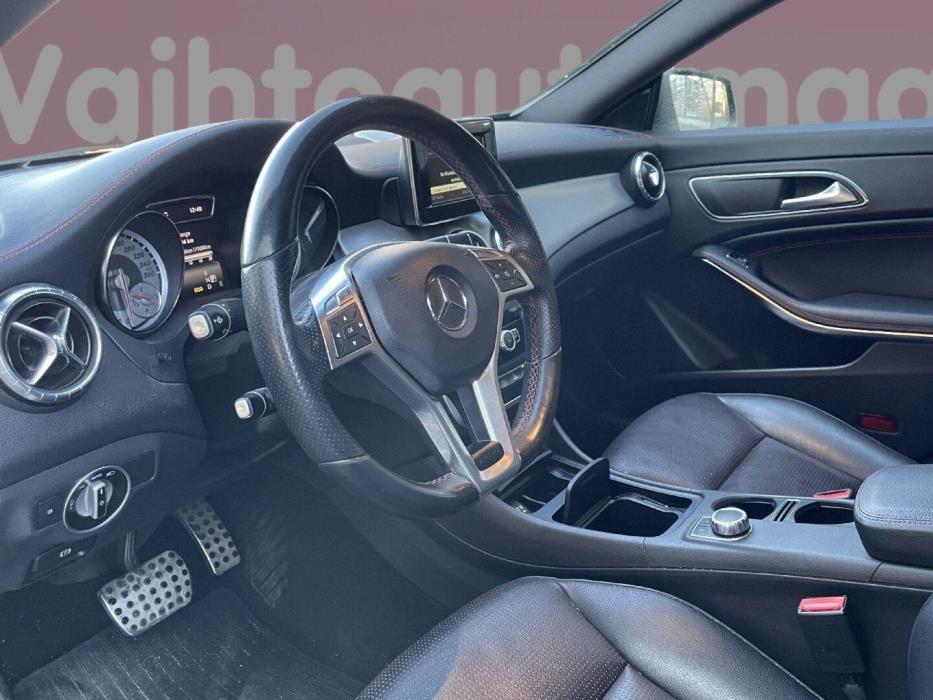 MERCEDES-BENZ CLA 2014