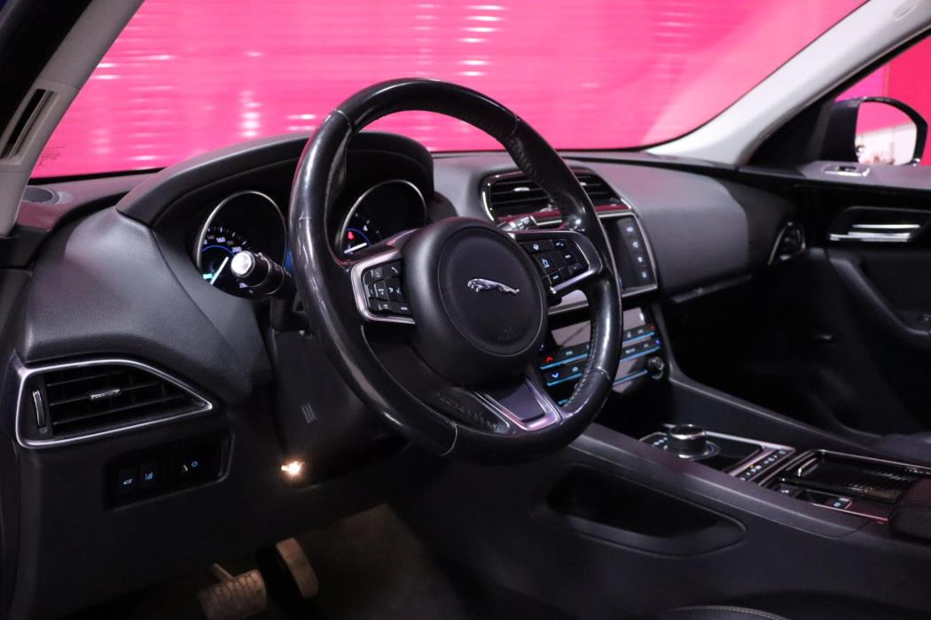 JAGUAR F-Pace 2018
